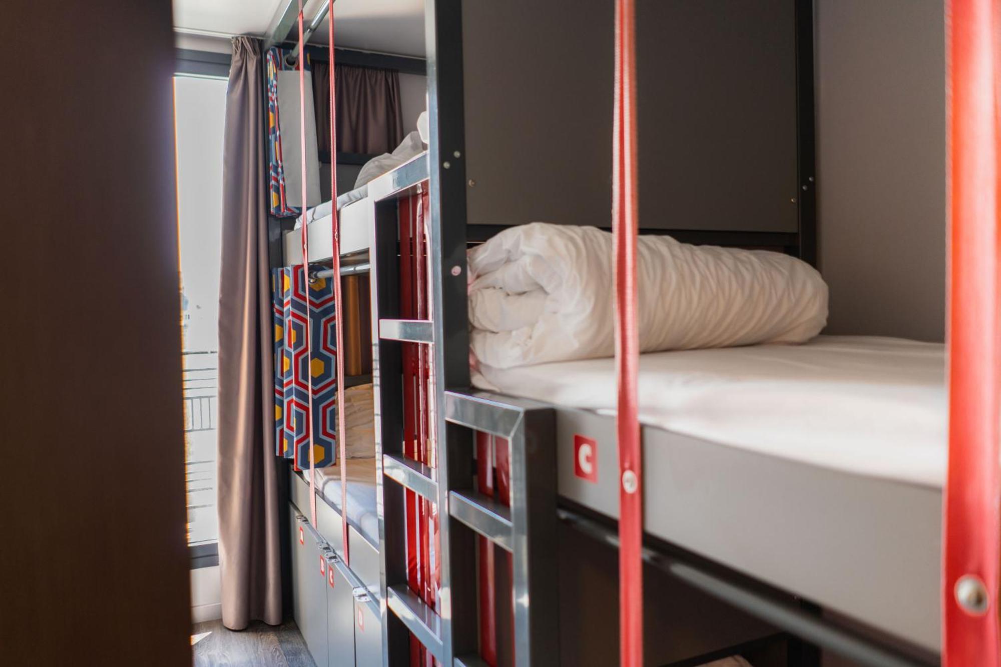 Bed 4-Bed Dormitory Room